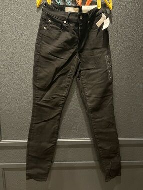 NWT GAP Women's Black Curvy True Skinny Jeans